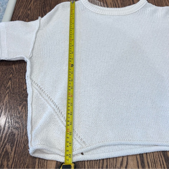 Lucky Brand Oversized Cropped Knit Cotton Long Sleeve Sweater White, Small - Picture 12 of 12